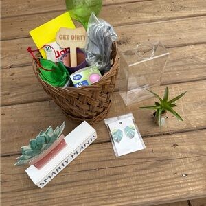Gardening Gift Basket Tools Pots Ornament Vase Earrings plant Accessories light